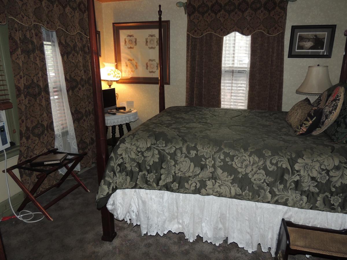 Farnsworth House Inn Gettysburg Exterior photo